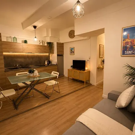 公寓 Cosy 2 Bedrooms 2 Bathrooms - 1 Min Palais & Beaches 戛纳