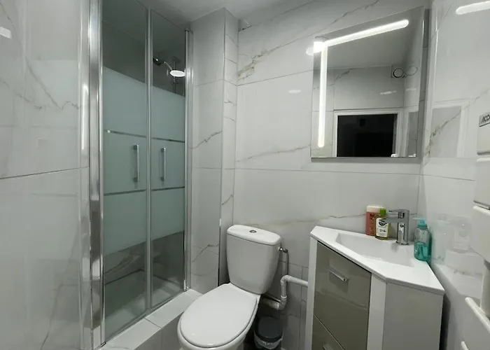 アパート Cosy 2 Bedrooms 2 Bathrooms - 1 Min Palais & Beaches カンヌ