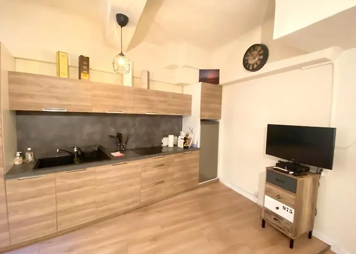 Cosy 2 Bedrooms 2 Bathrooms - 1 Min Palais & Beaches カンヌ