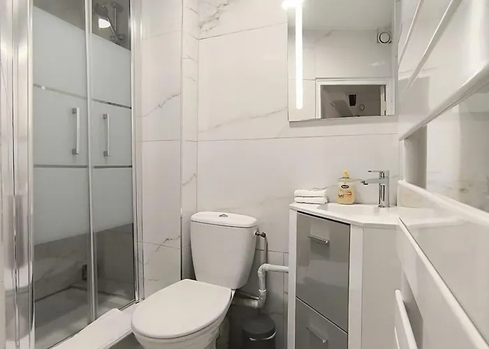 Cosy 2 Bedrooms 2 Bathrooms - 1 Min Palais & Beaches アパート *