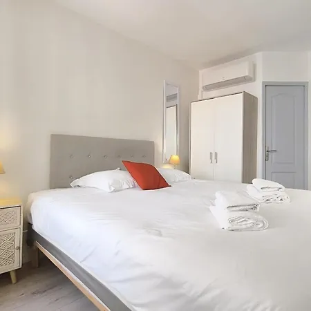 2 Bedrooms 2 Bathrooms 1 Min Palais&beaches Appartement *